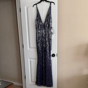 Mac Duggal Midnight Blue Sequin Halter Gown – Size 6 Formal Prom Evening Dress
